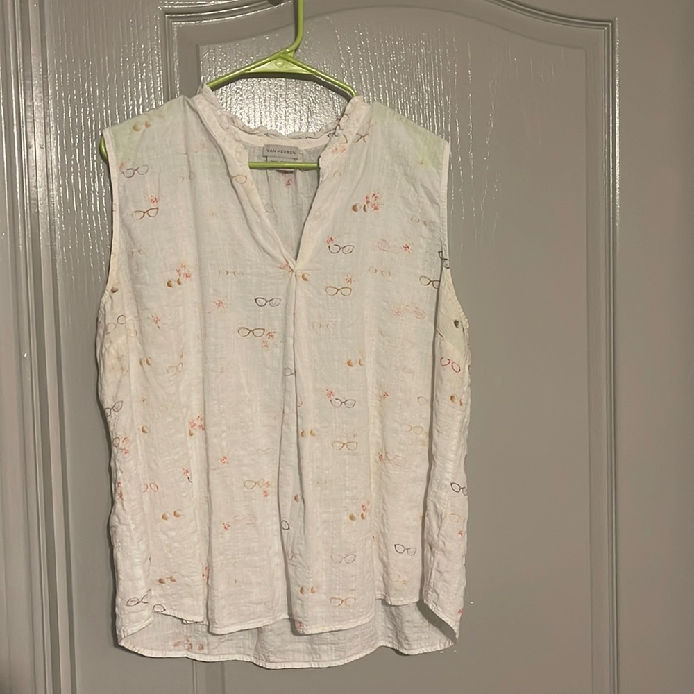 White floral Van Heusen V neck shirt